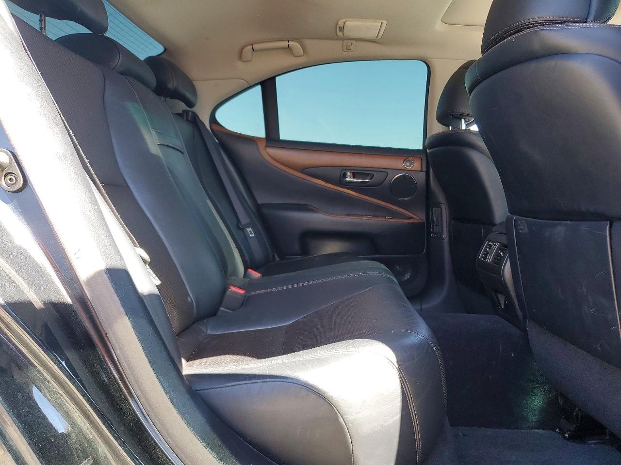 Lexus LS 460