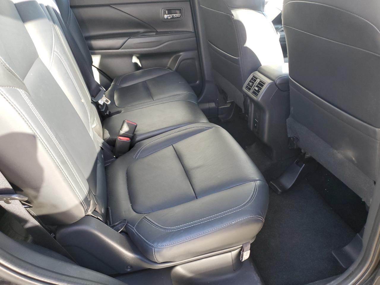 Mitsubishi Outlander Se
