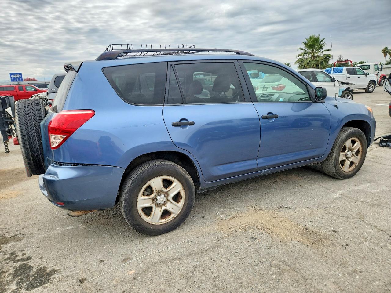 Toyota RAV4 Base