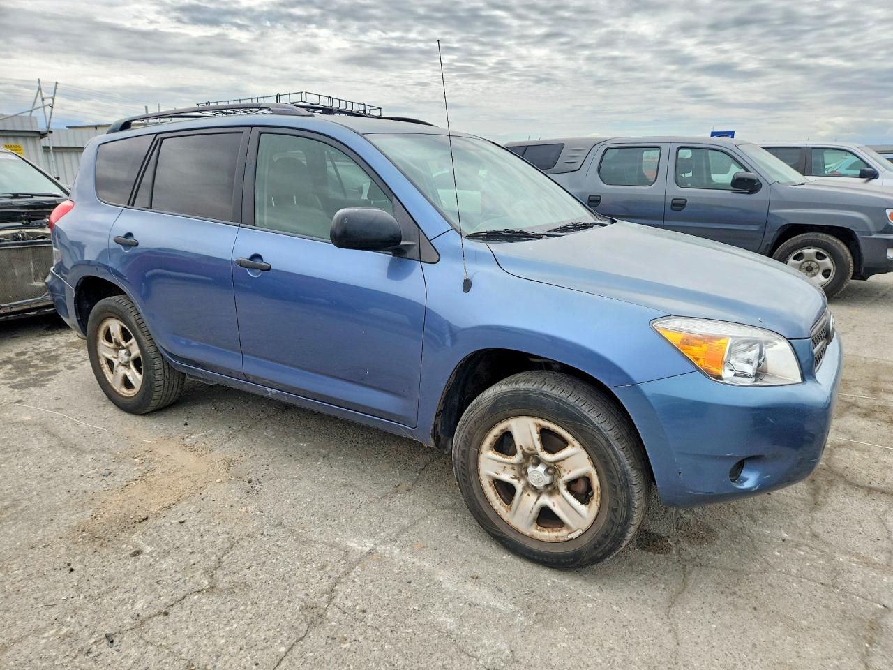 Toyota RAV4 Base