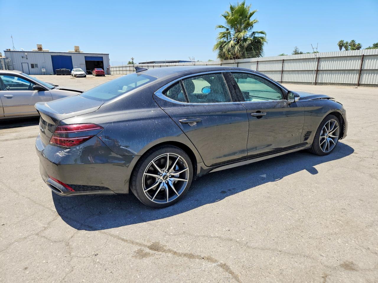 Genesis G70 2.5t Standard