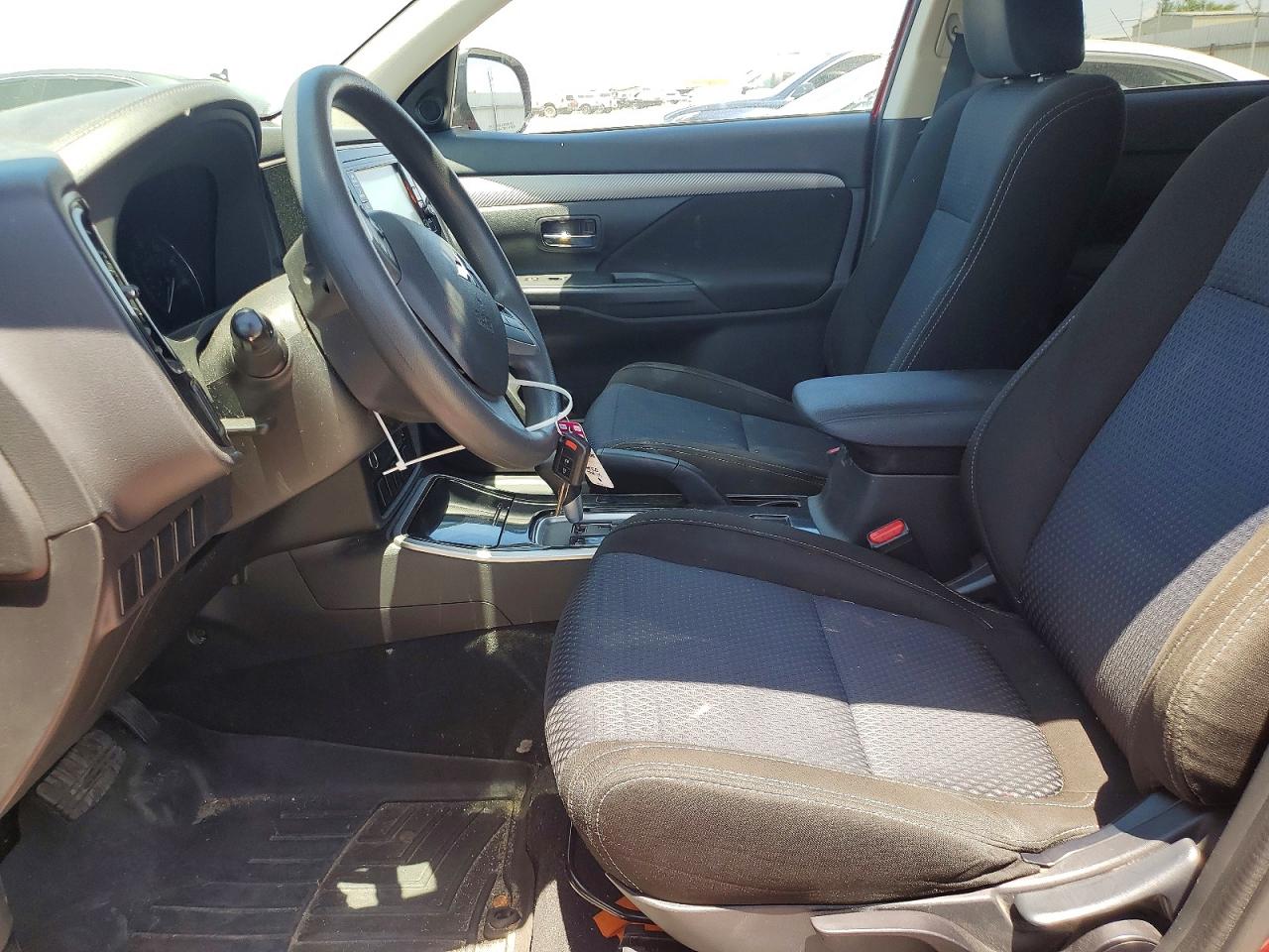 Mitsubishi Outlander Se