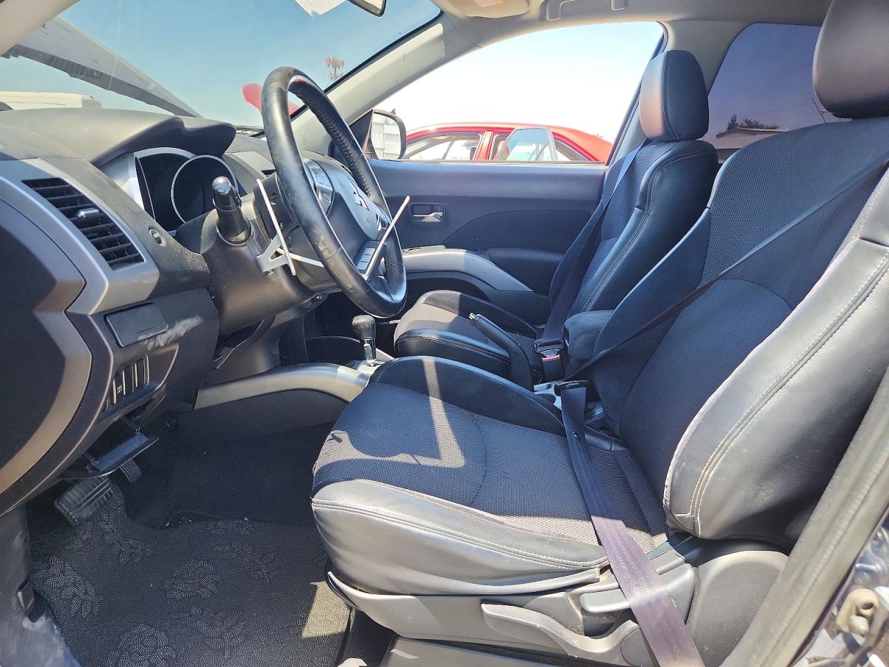 Mitsubishi Outlander Se