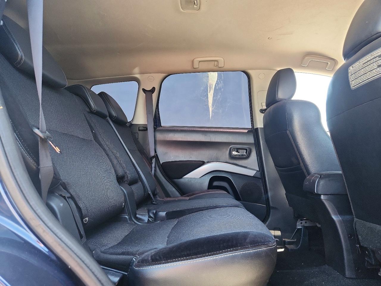 Mitsubishi Outlander Se