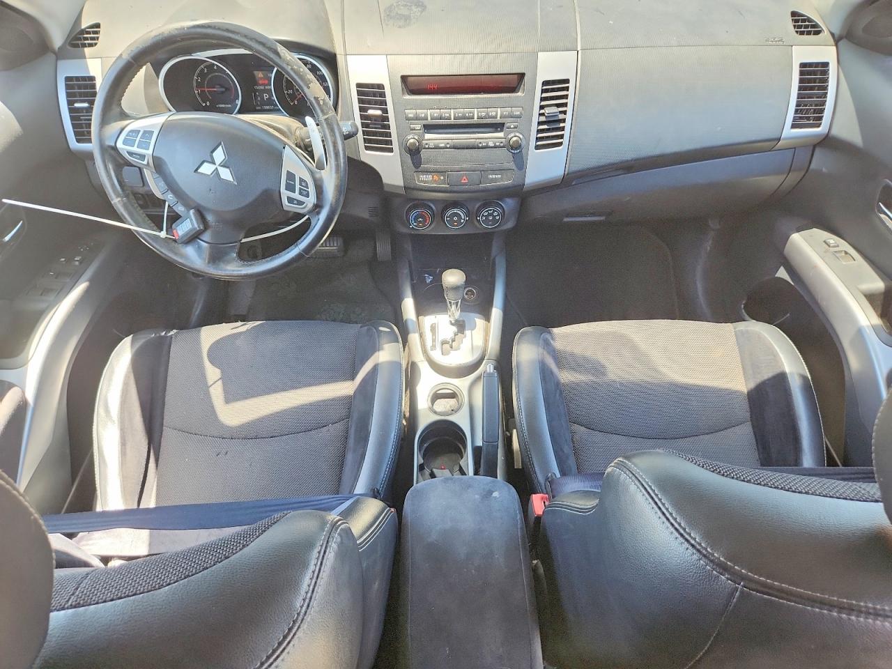 Mitsubishi Outlander Se