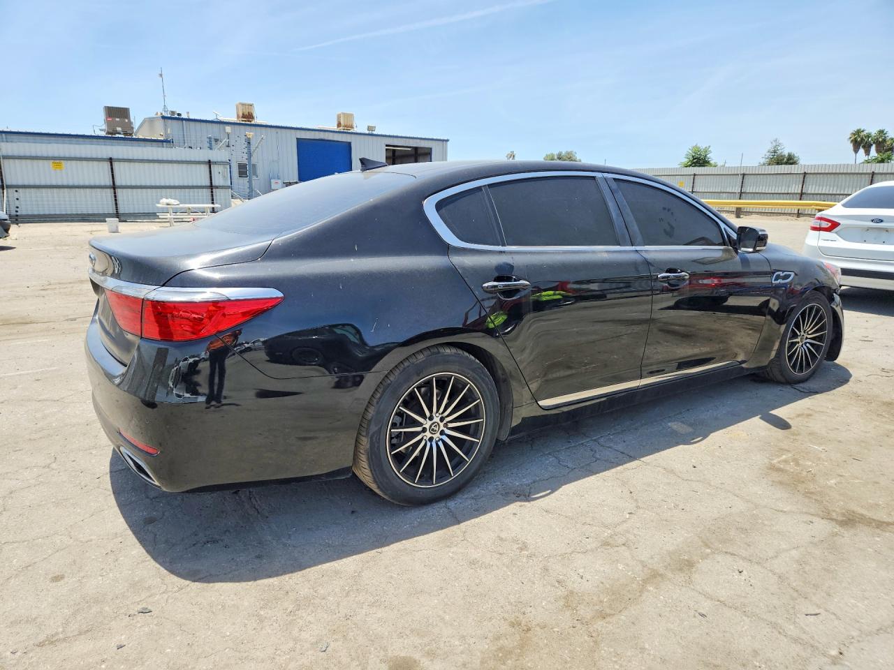 Kia K900 Luxury V6