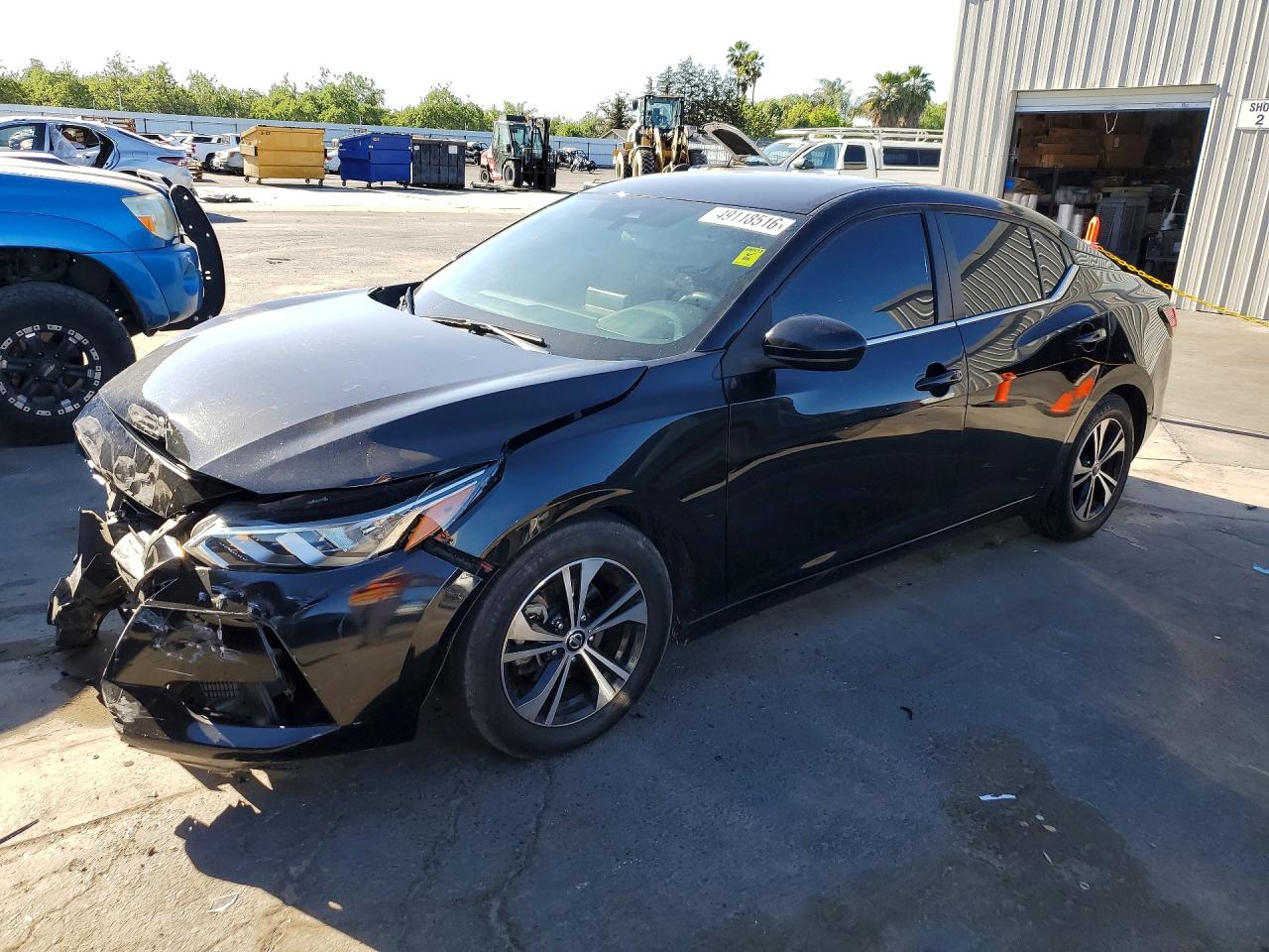 Salvage Nissan Sentra Image