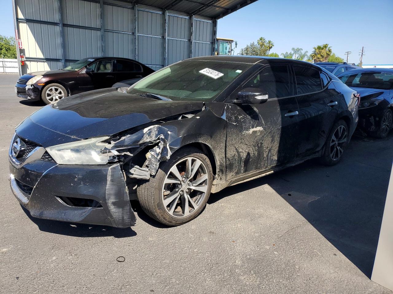 Salvage Nissan Maxima Image