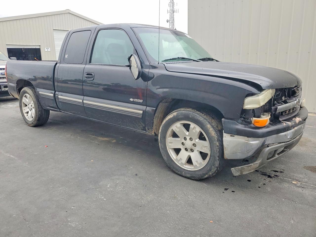 Chevrolet Silverado C1500