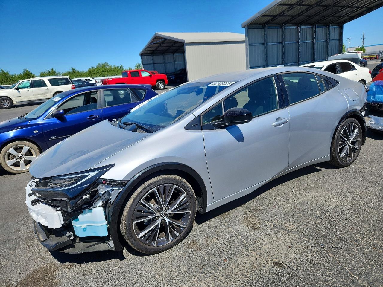 Salvage Toyota Prius Image