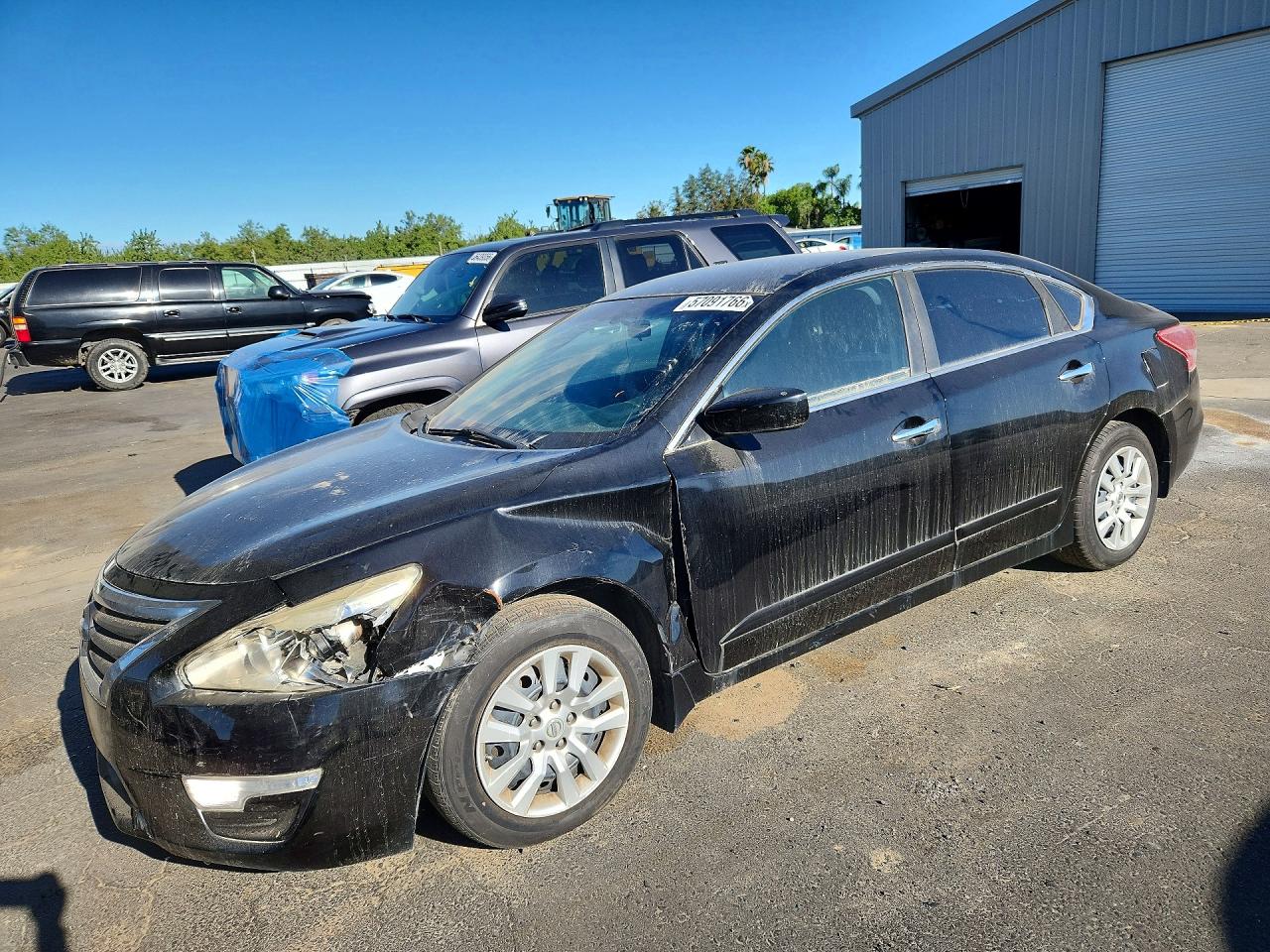 Salvage Nissan Altima Image