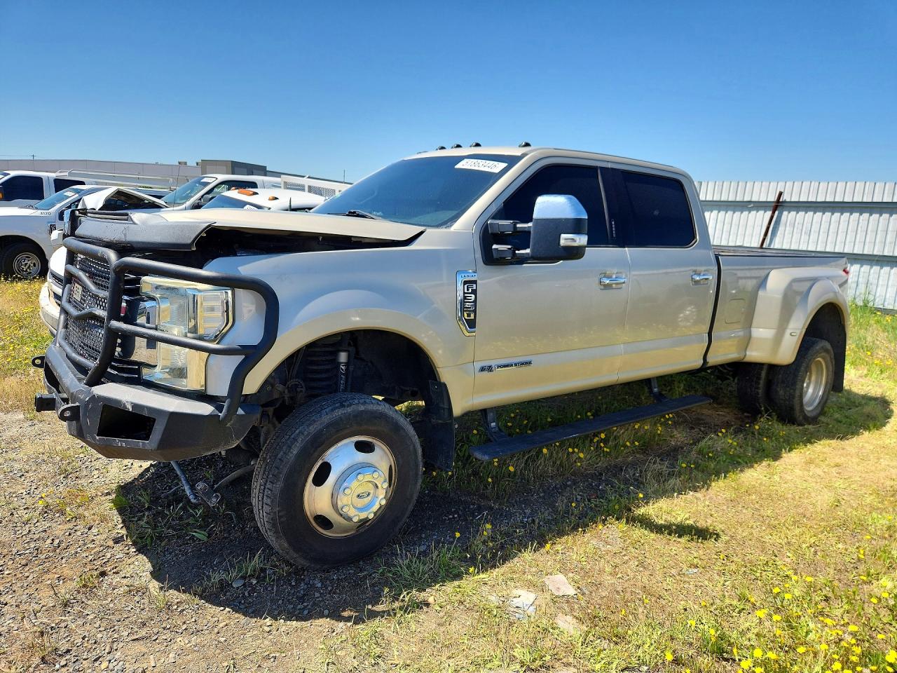 Salvage Ford F-350 Image