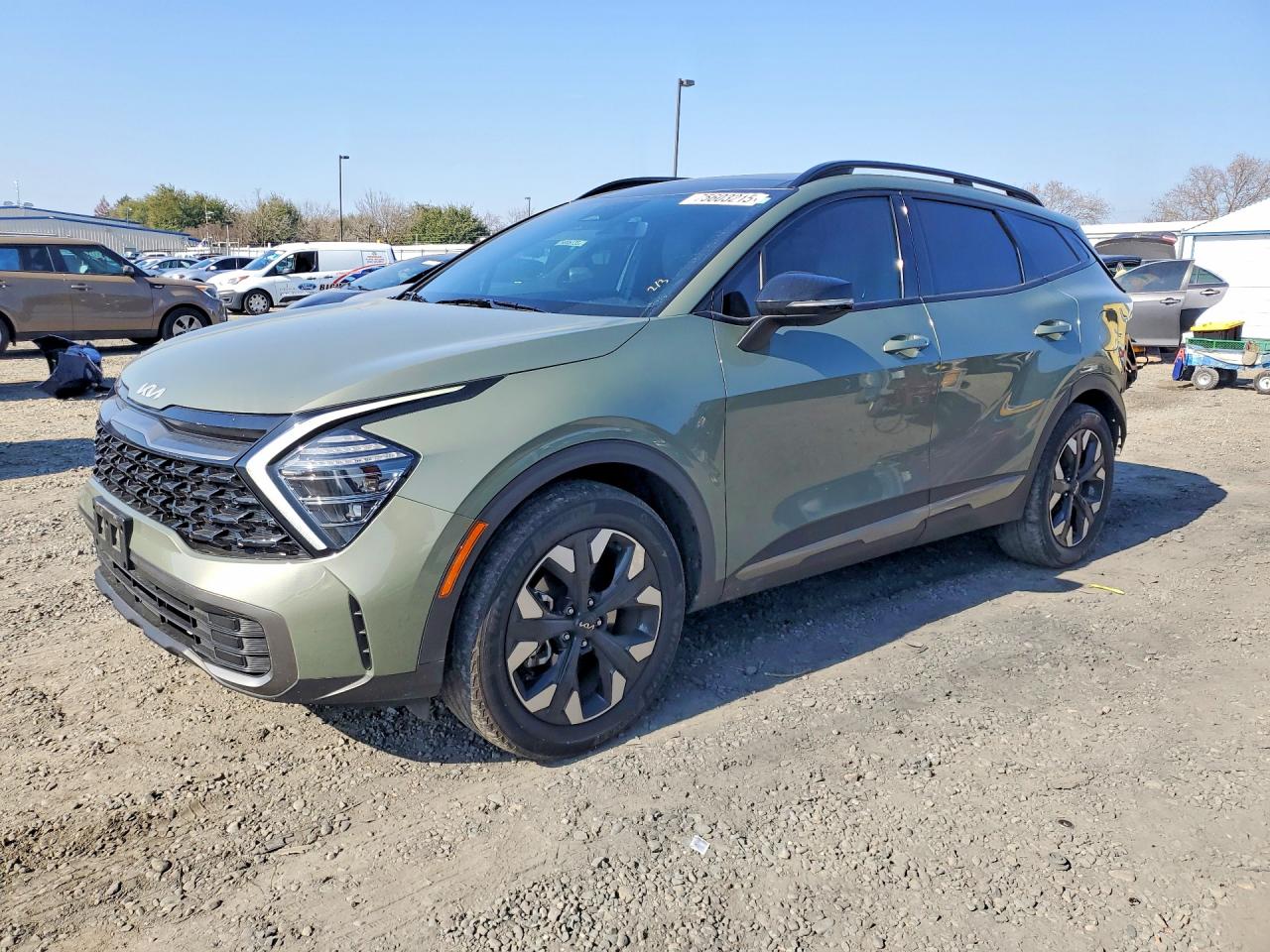 Salvage Kia Sportage Image