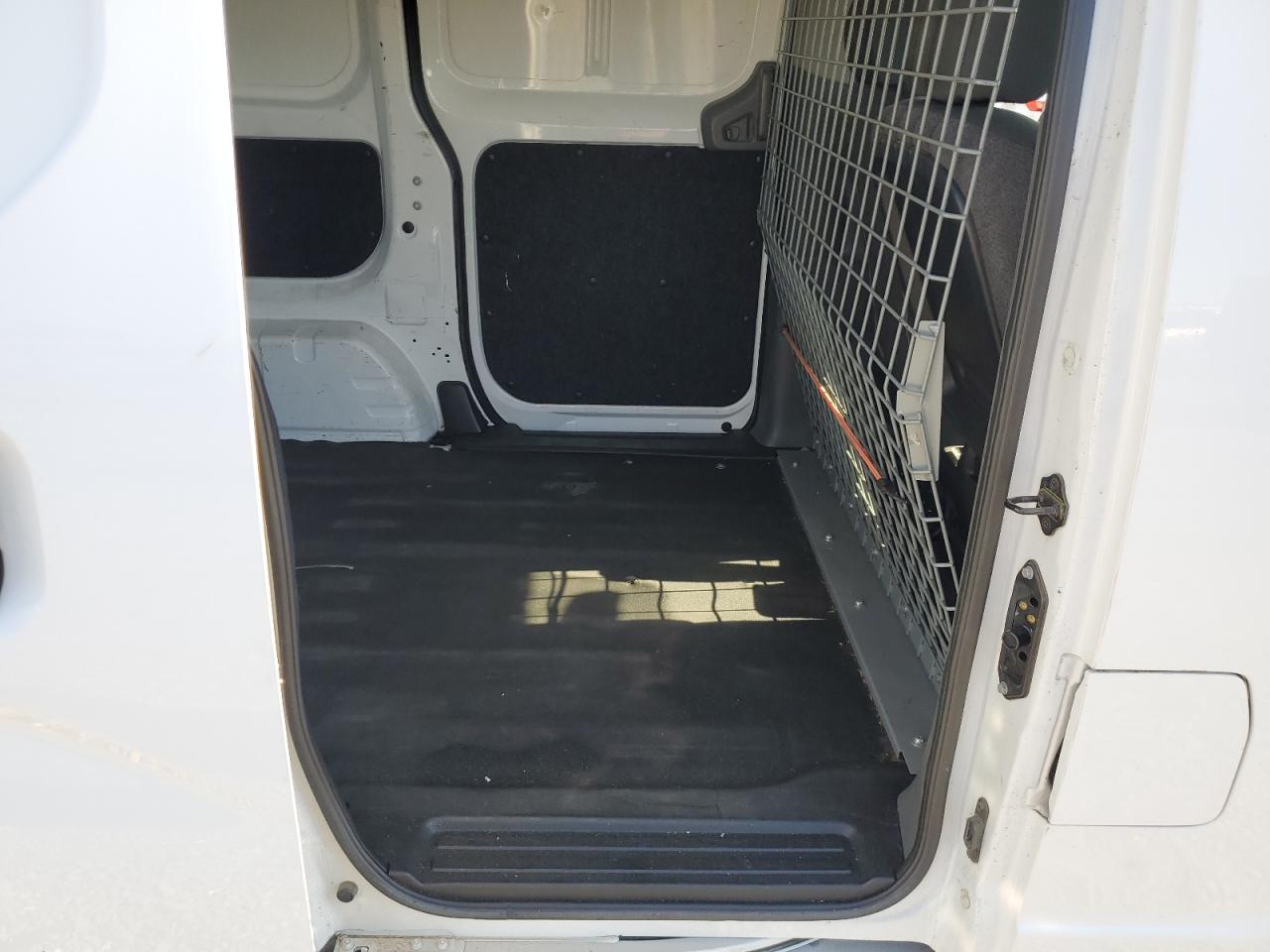 Nissan Nv