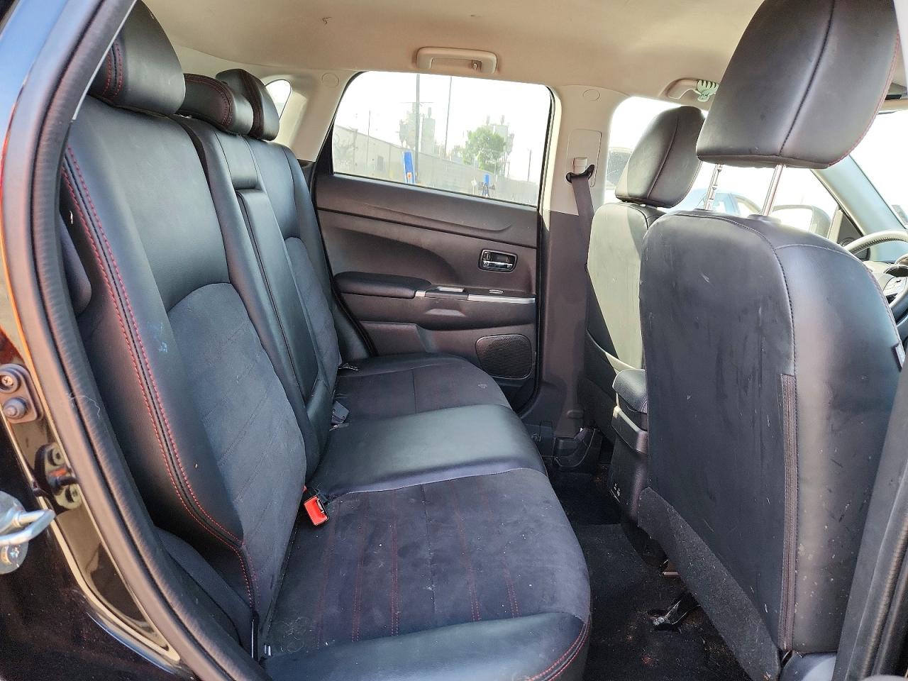 Mitsubishi Outlander Se