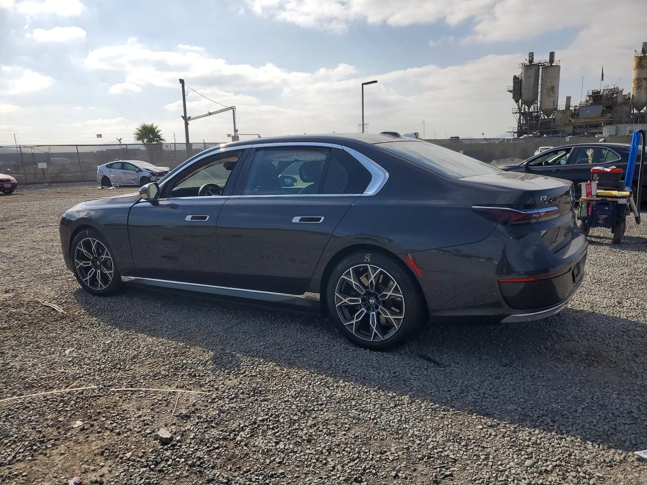 BMW i7 Edrive50