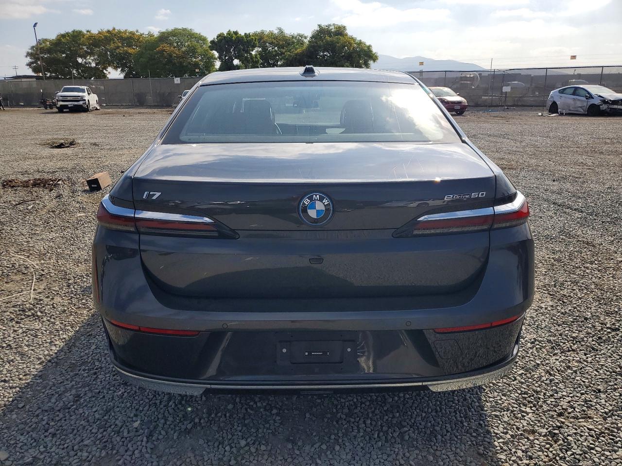 BMW i7 Edrive50