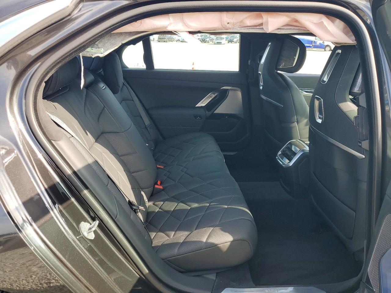 BMW i7 Edrive50
