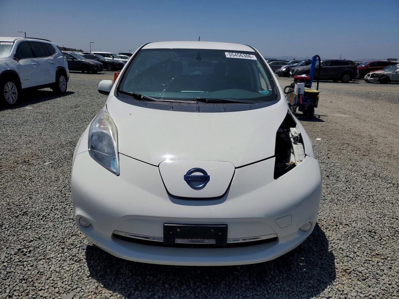 Nissan LEAF S