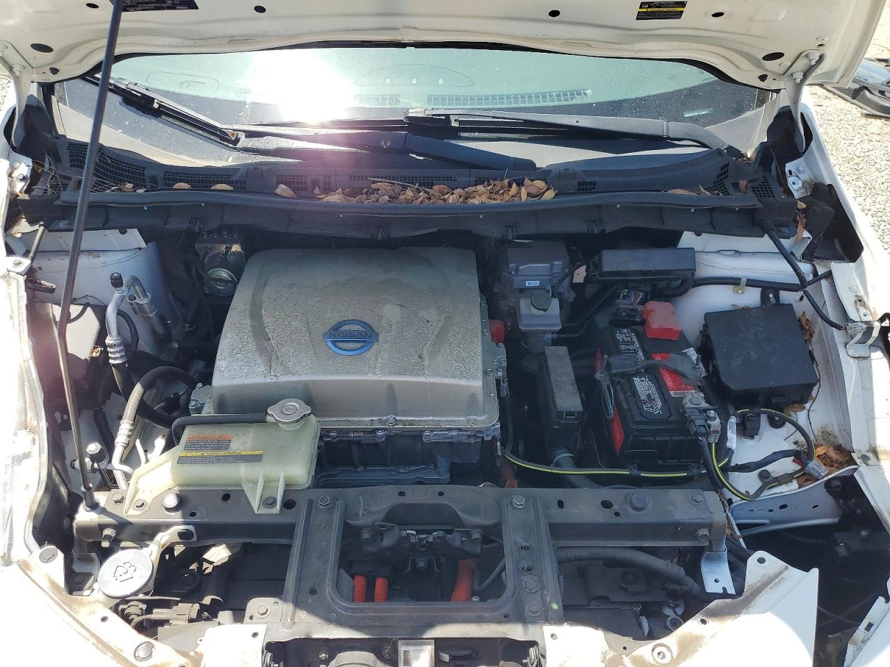 Nissan LEAF S
