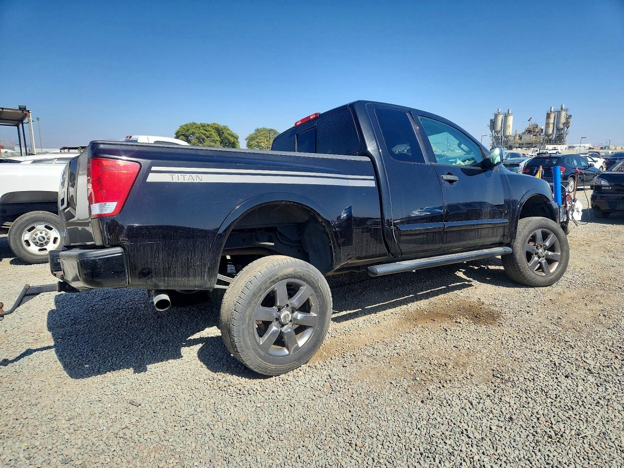 Nissan Titan S