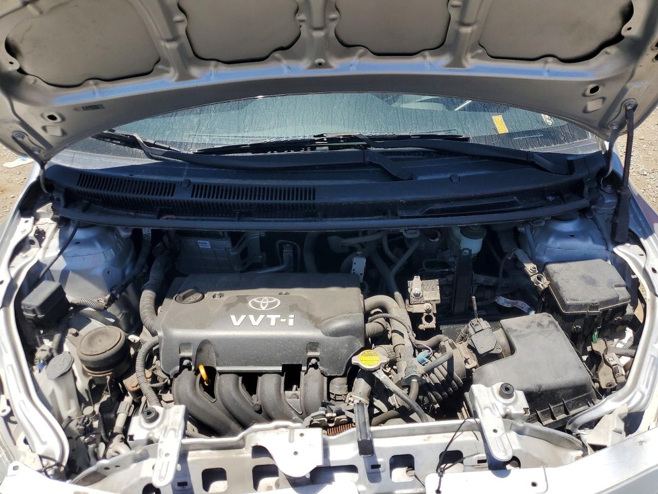 Toyota Yaris Base