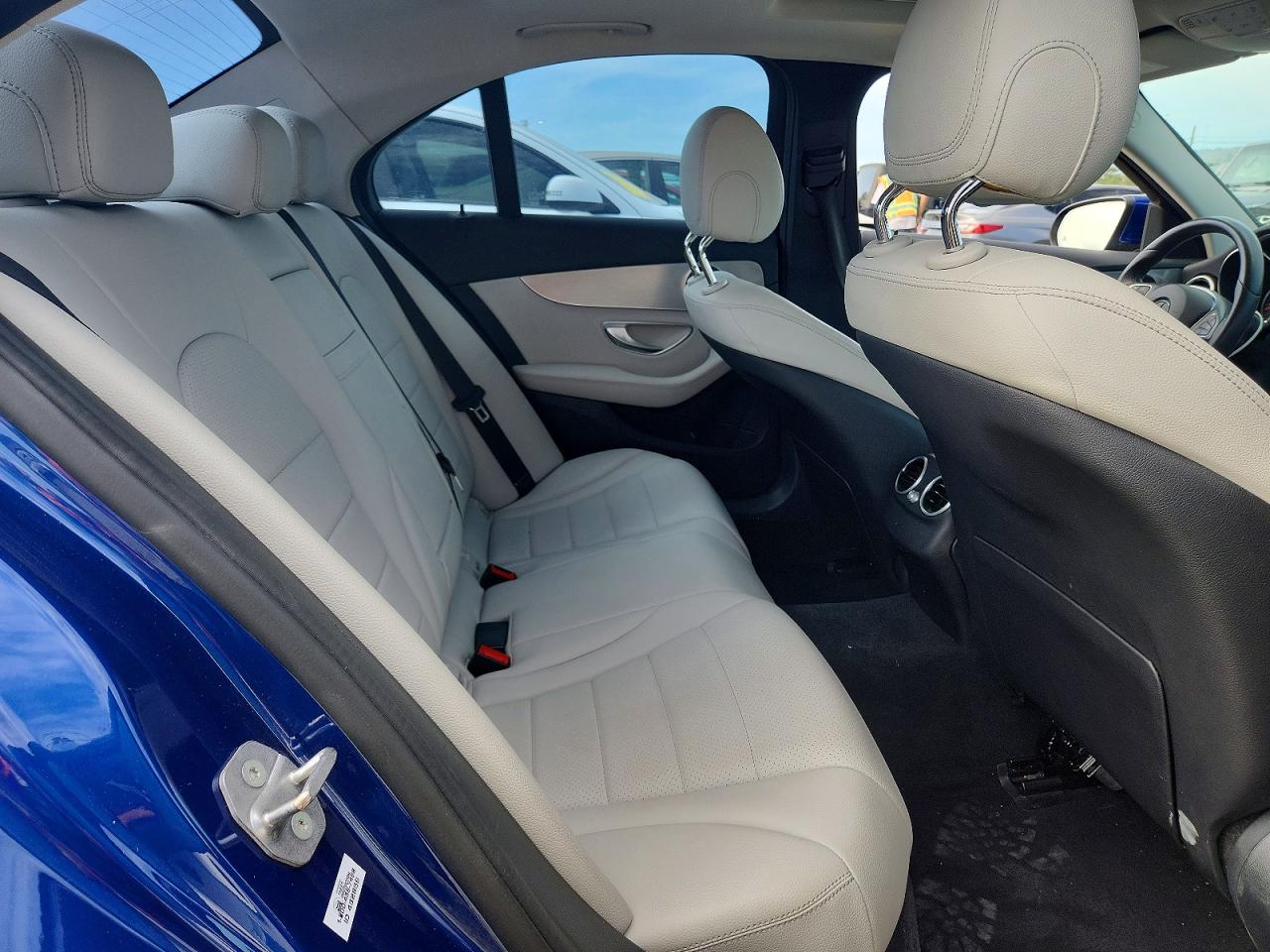 Mercedes-Benz C-Class 300