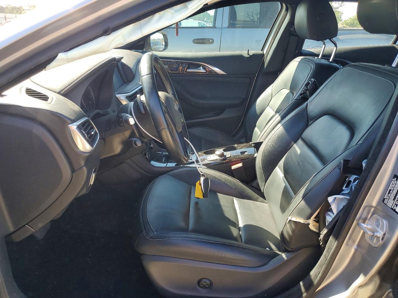 INFINITI Qx Premium