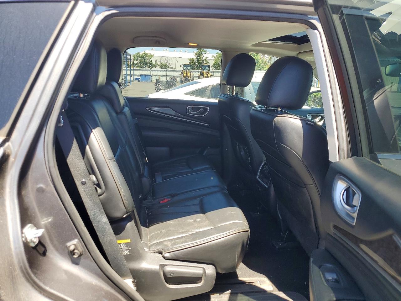 INFINITI Qx Base