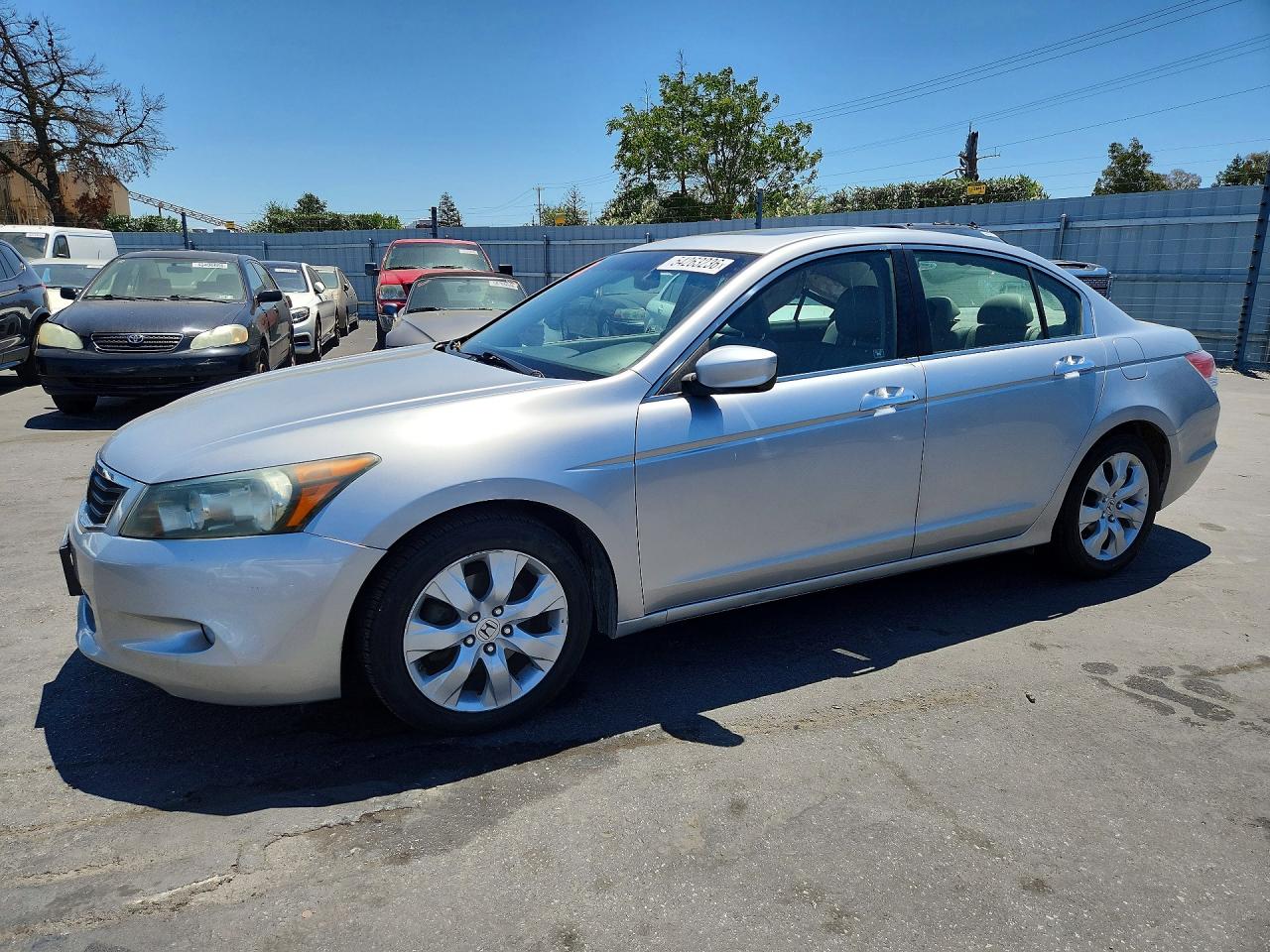 Salvage Honda Accord Image