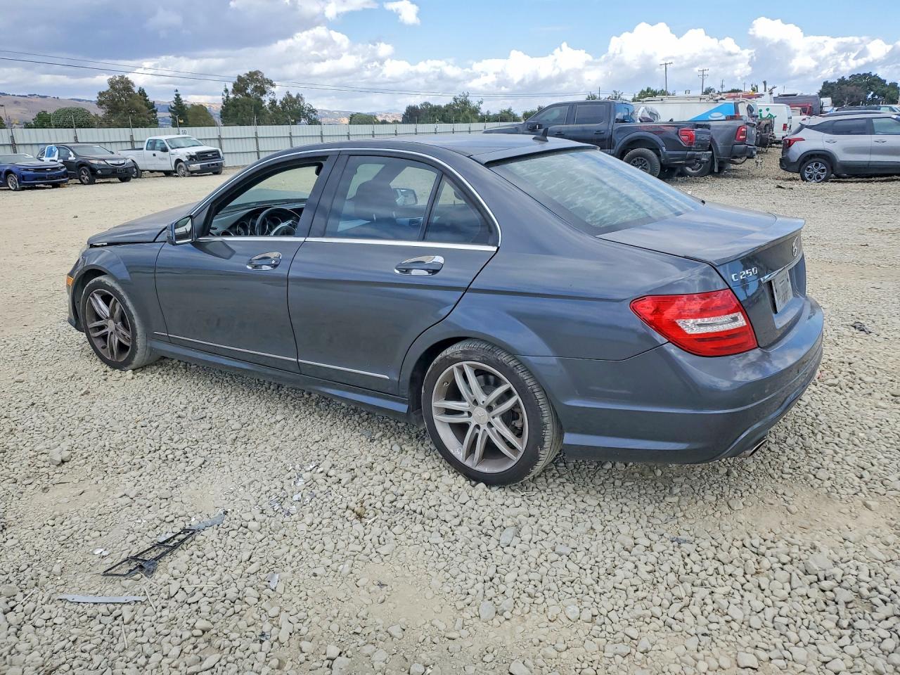 Mercedes-Benz C-Class 250