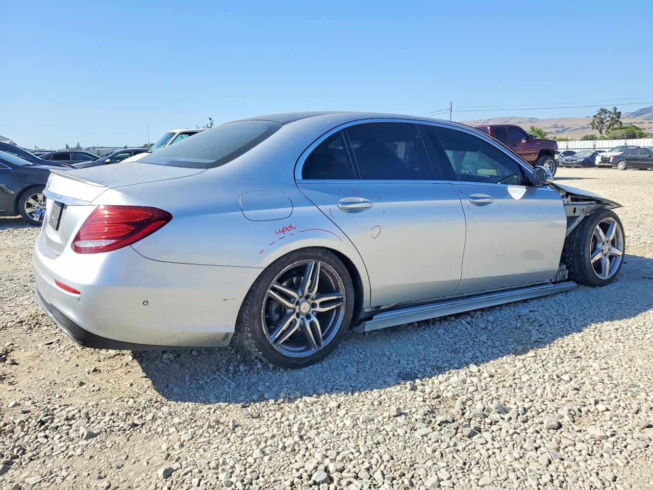 Mercedes-Benz E-Class 300