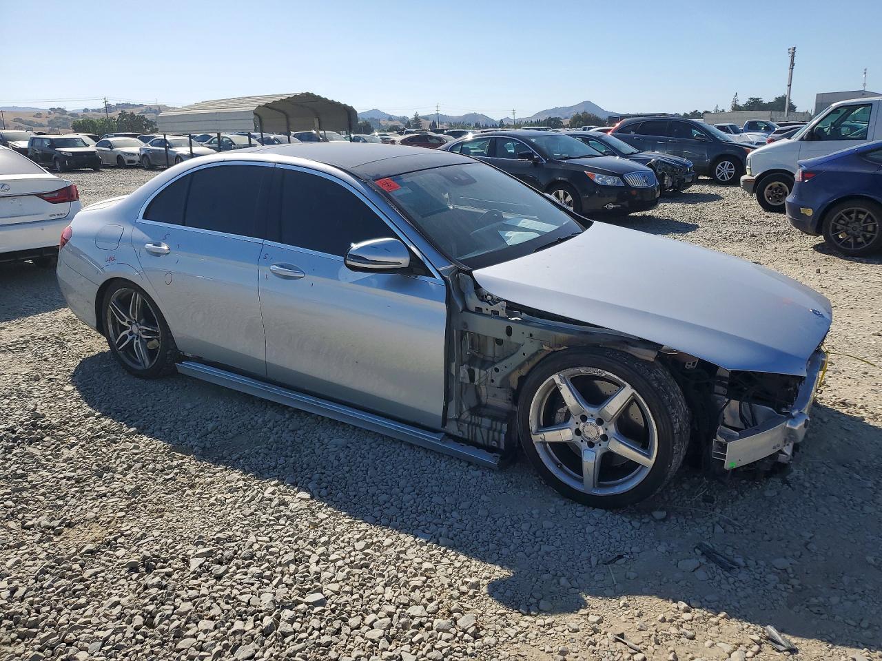 Mercedes-Benz E-Class 300