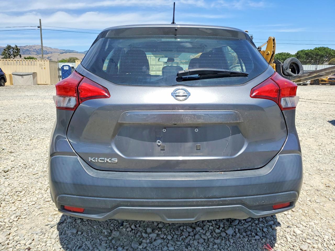 Nissan Kicks S