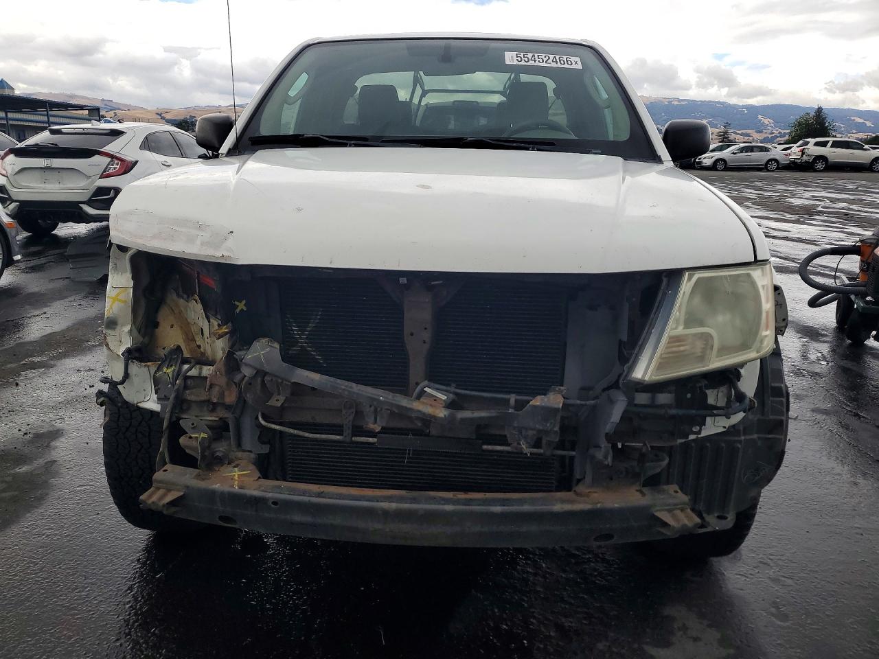 Nissan Frontier S