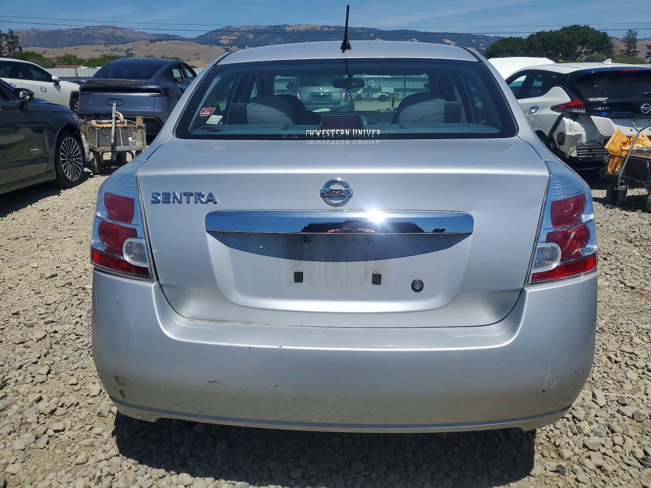 Nissan Sentra 2.0