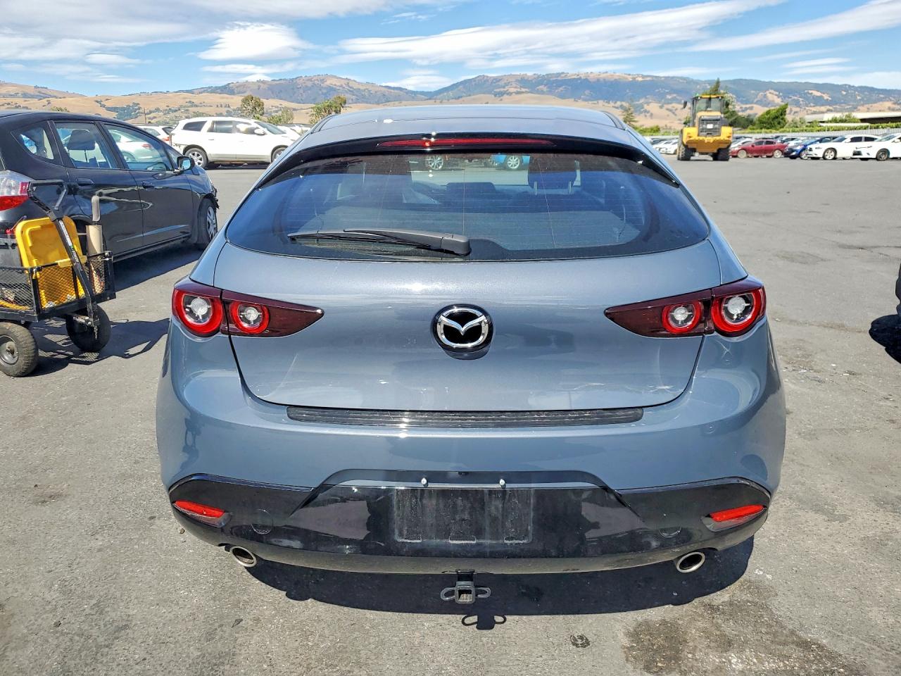 Mazda 3 Preferred