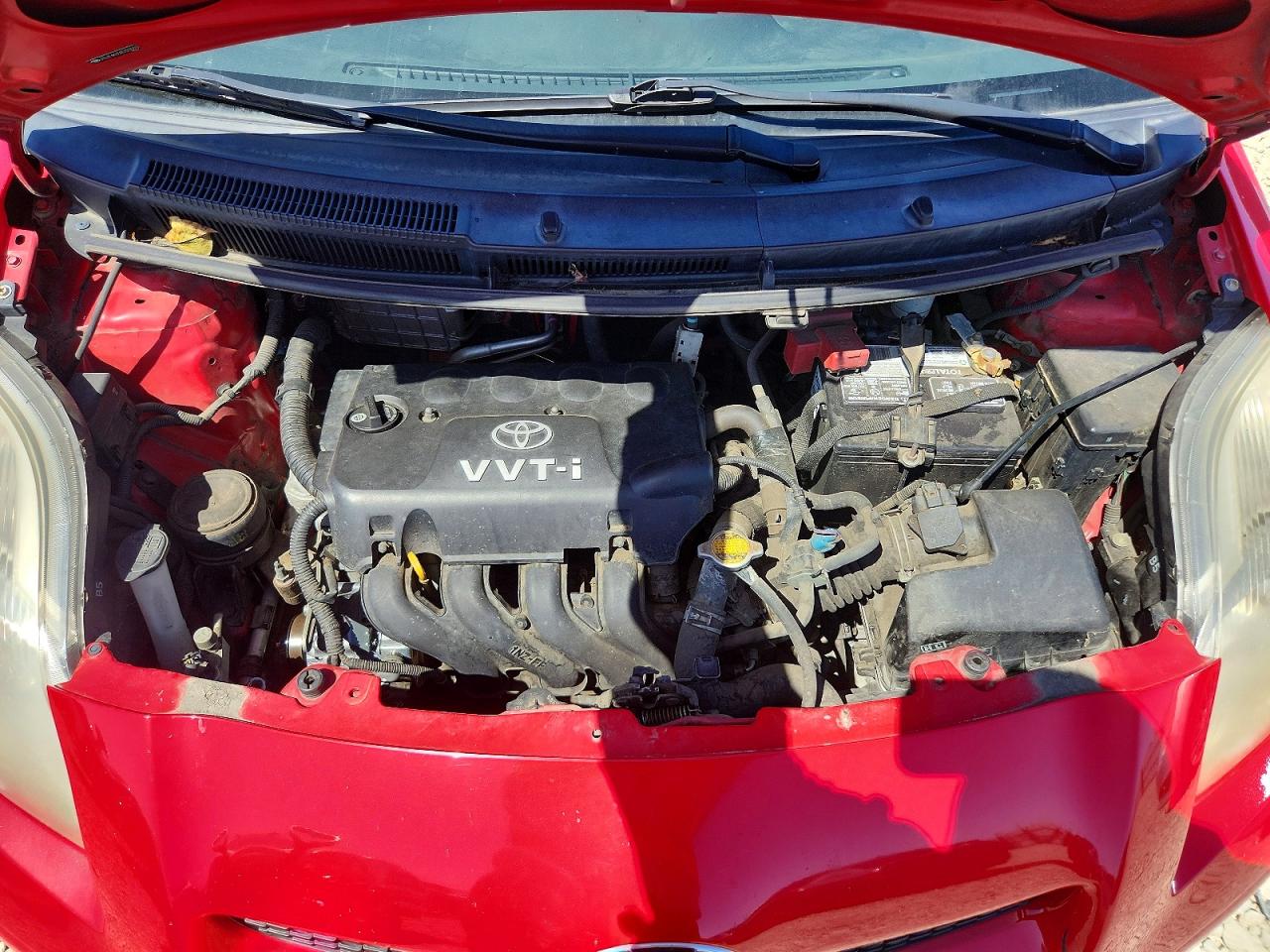 Toyota Yaris Base