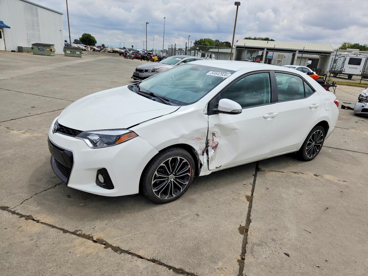 Salvage Toyota Corolla Image