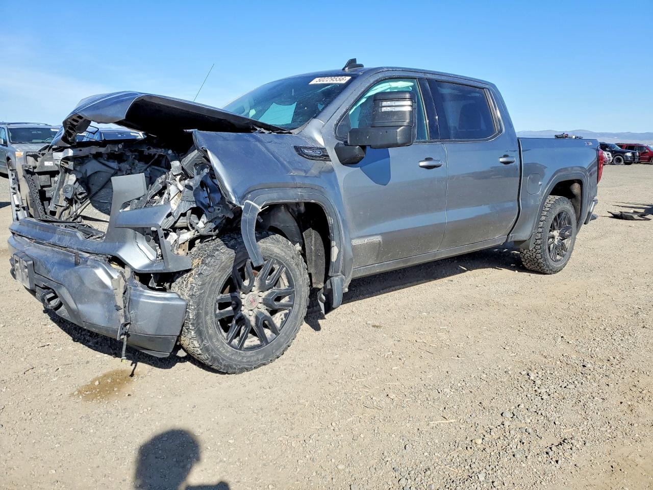 Salvage GMC Sierra Image