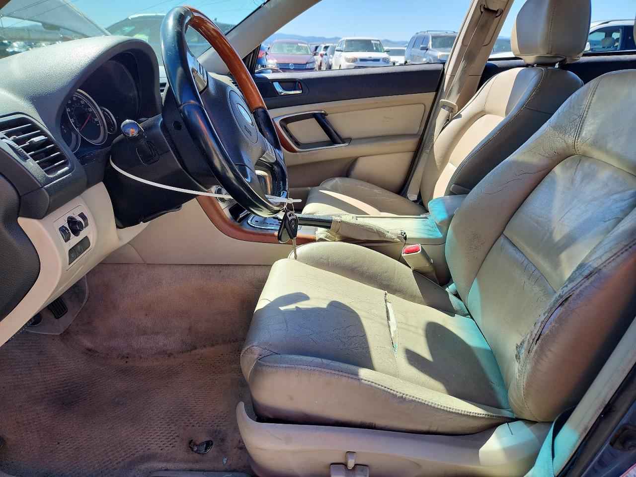 Subaru Legacy Outback 3.0r