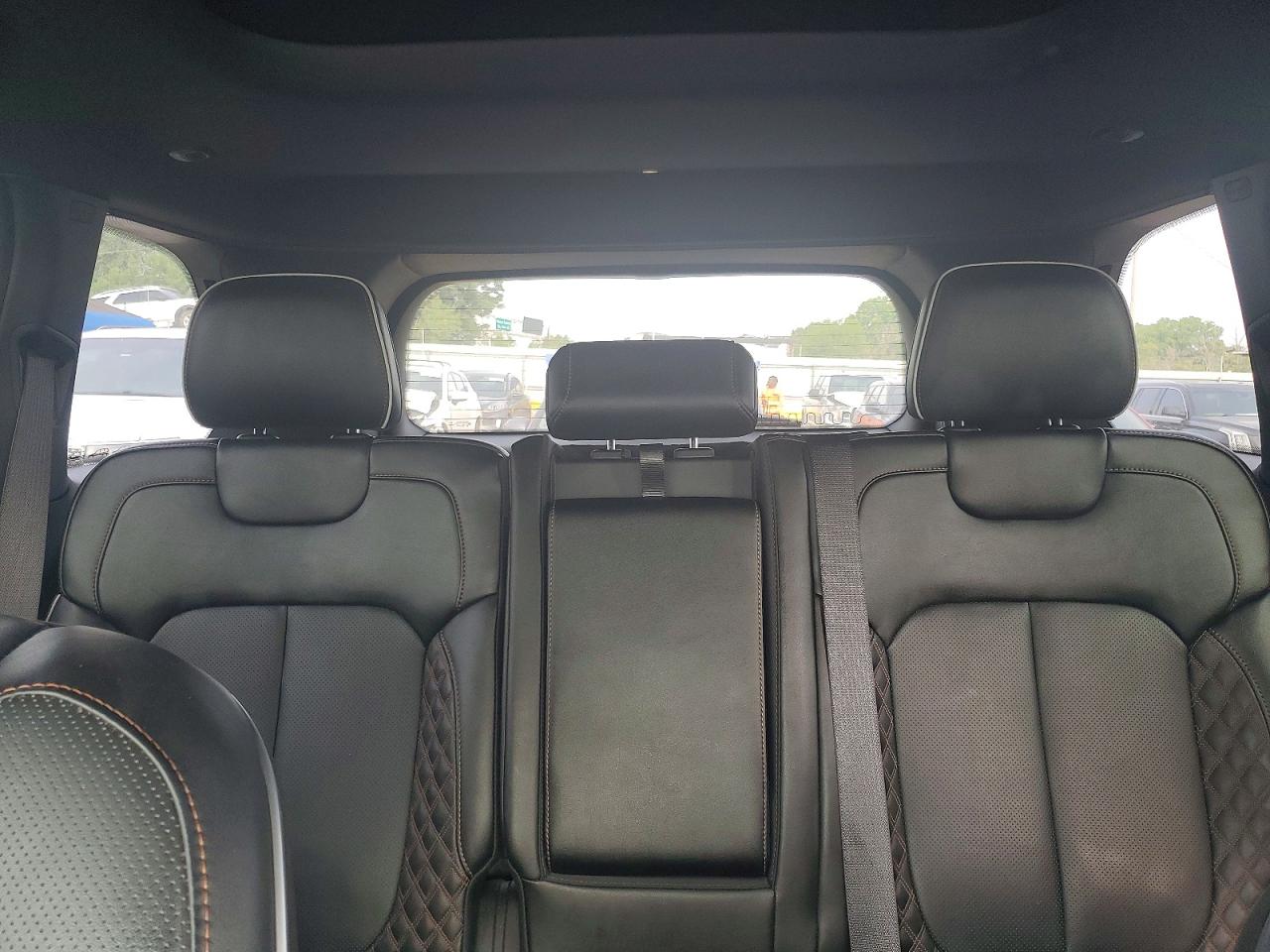 Jeep Cherokee Summit
