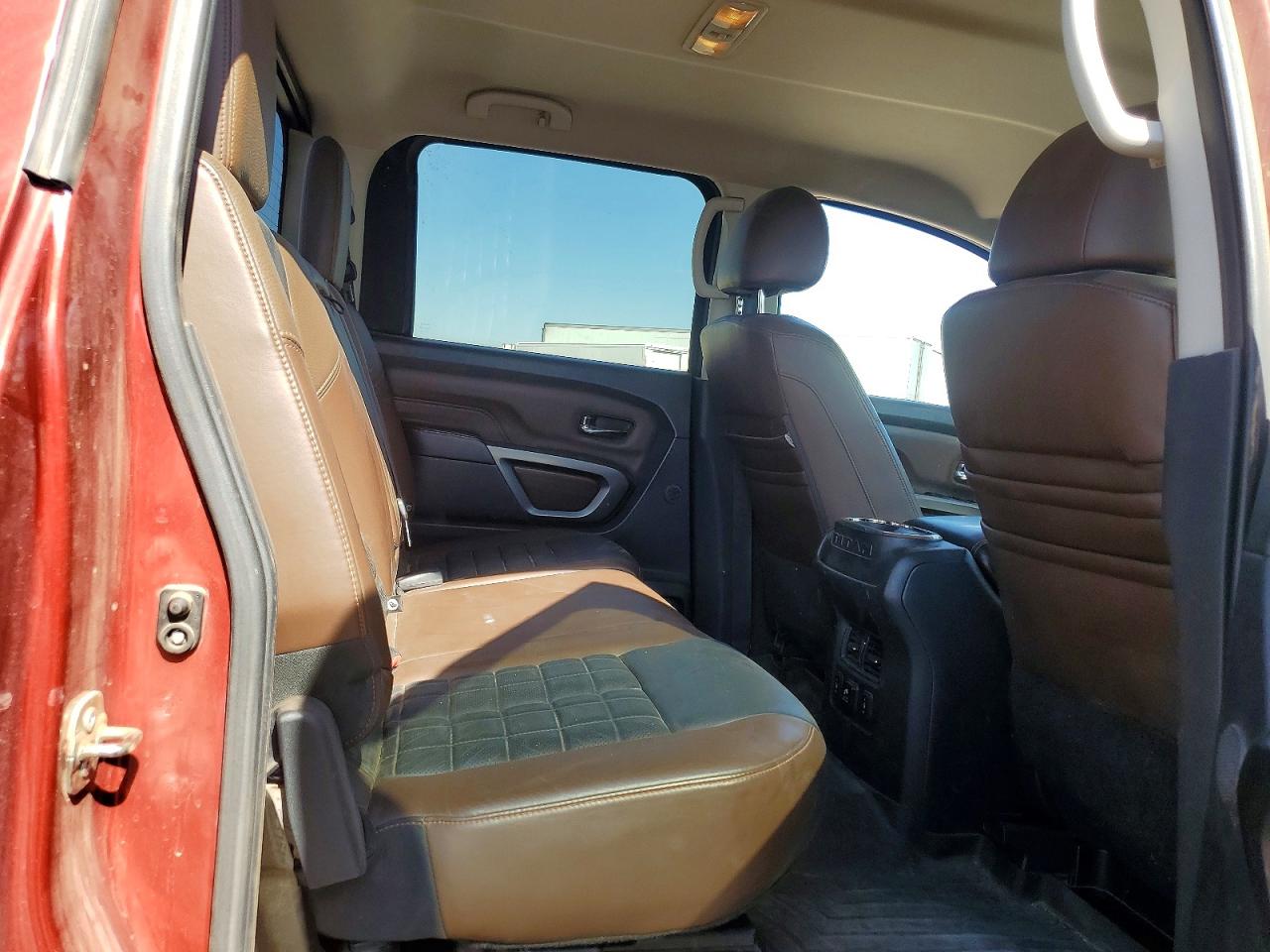 Nissan Titan Platinum Reserve