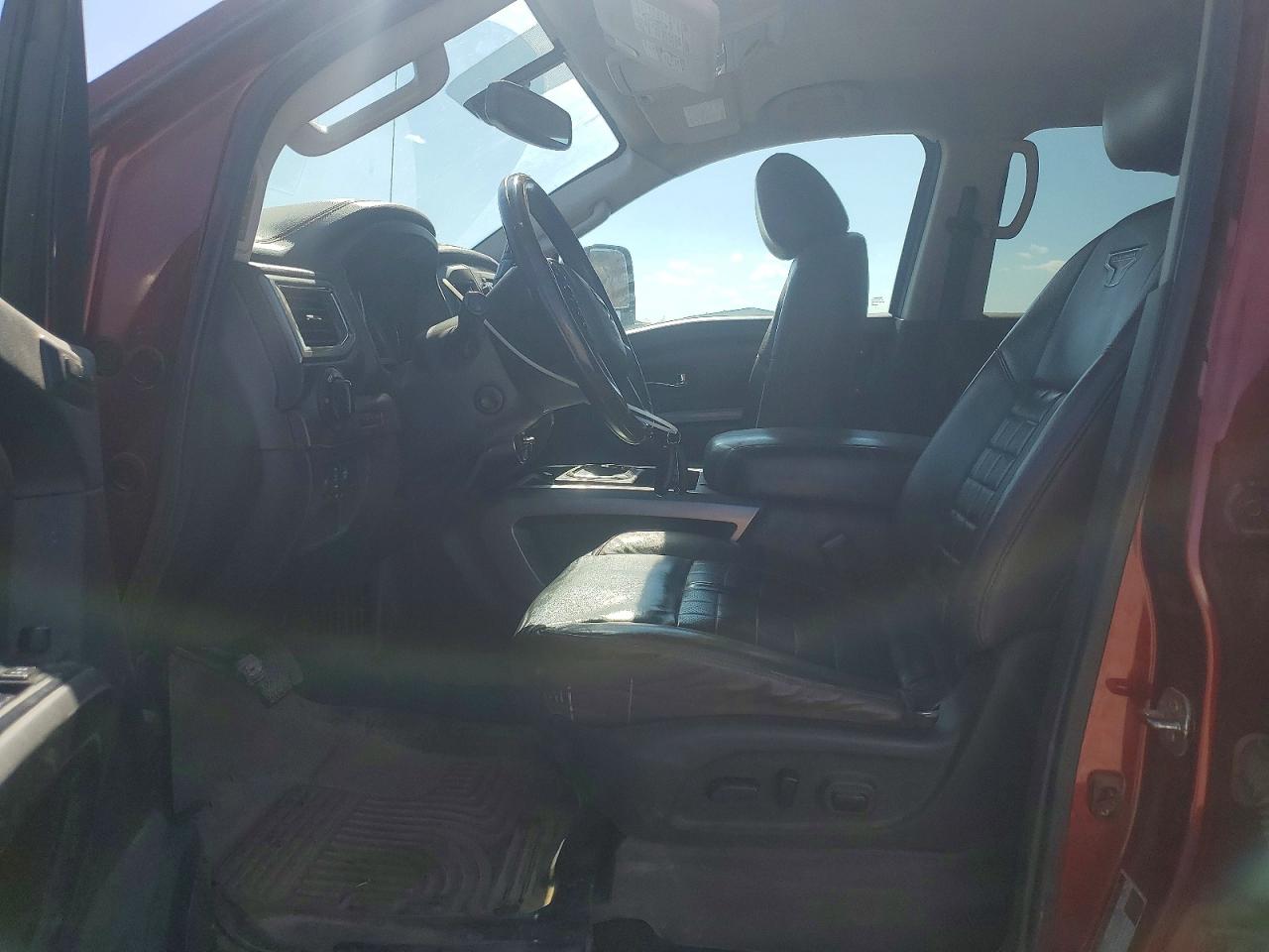 Nissan Titan Platinum Reserve