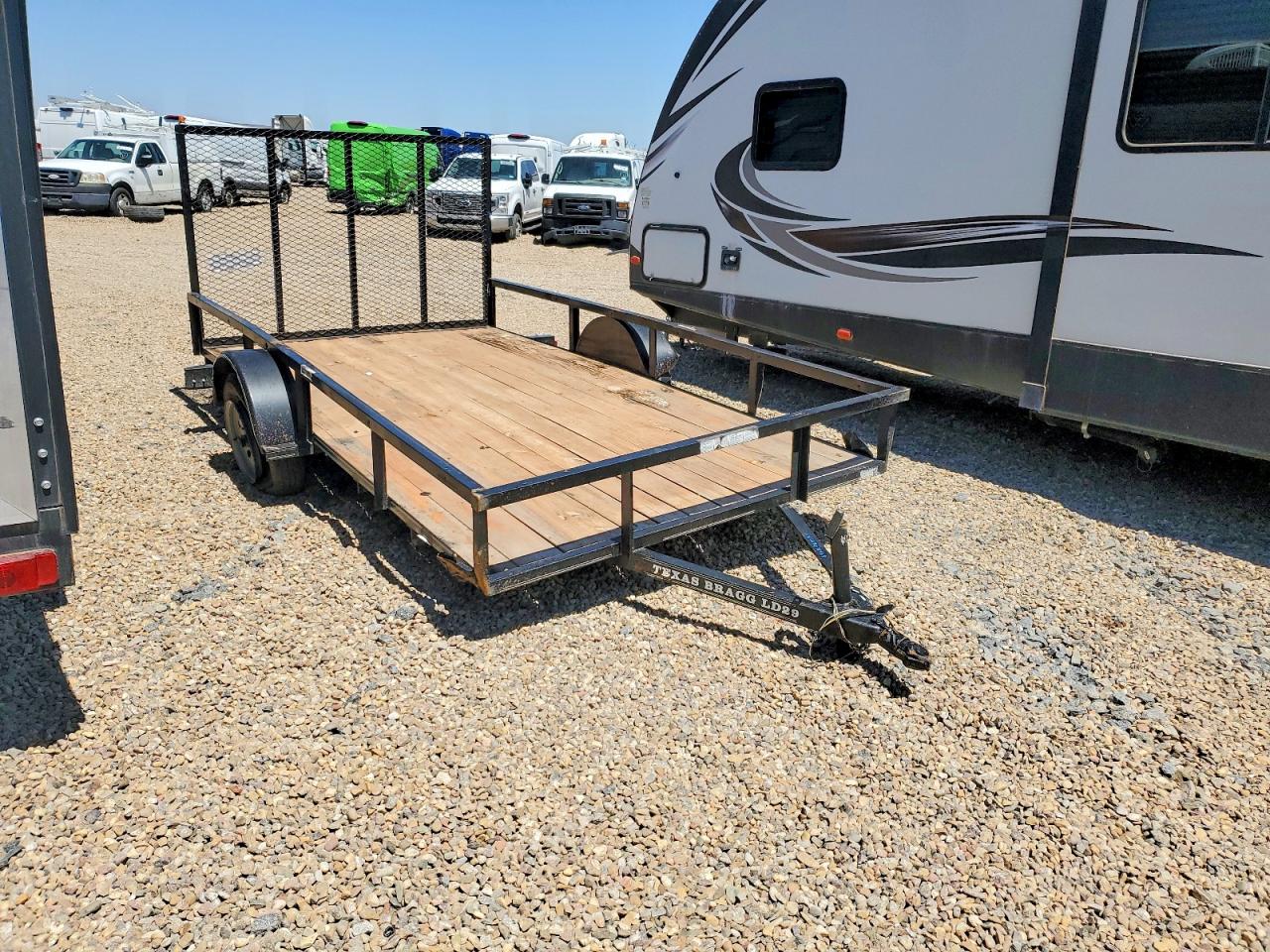 Salvage Texas Bragg Trailer Image
