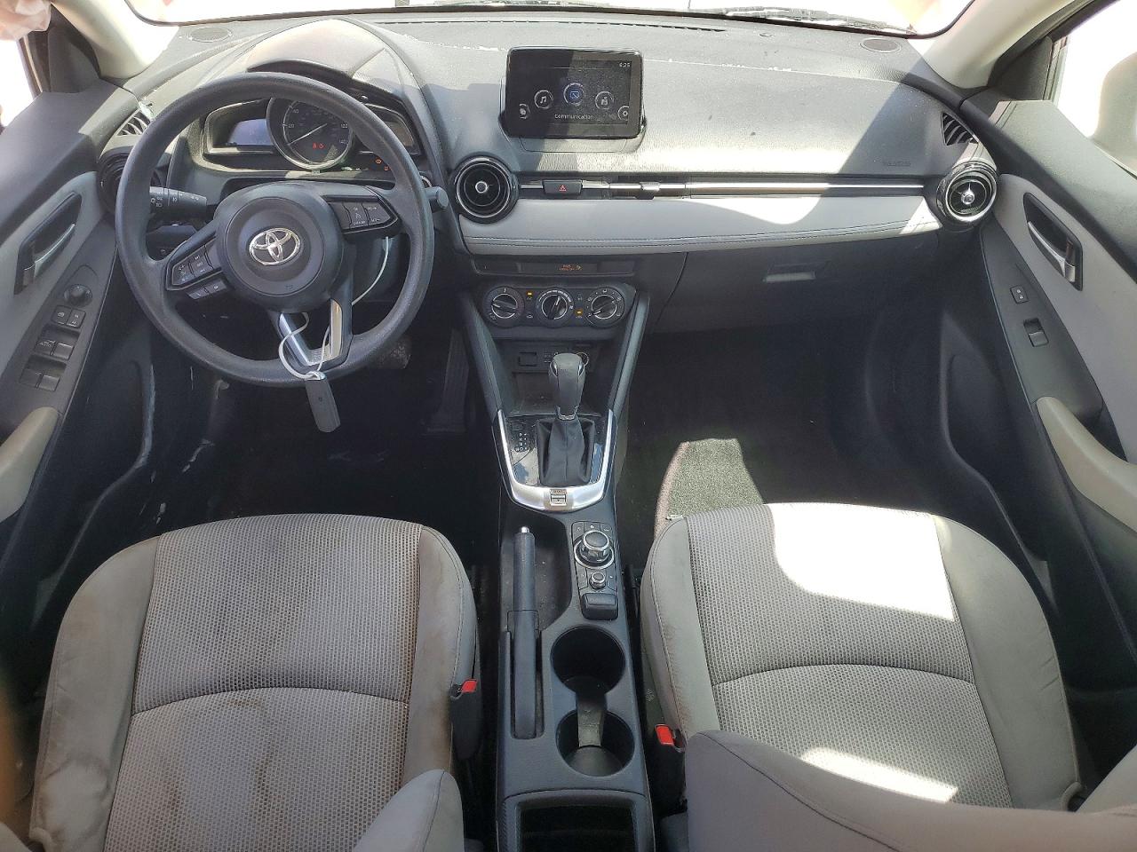 Toyota Yaris Le