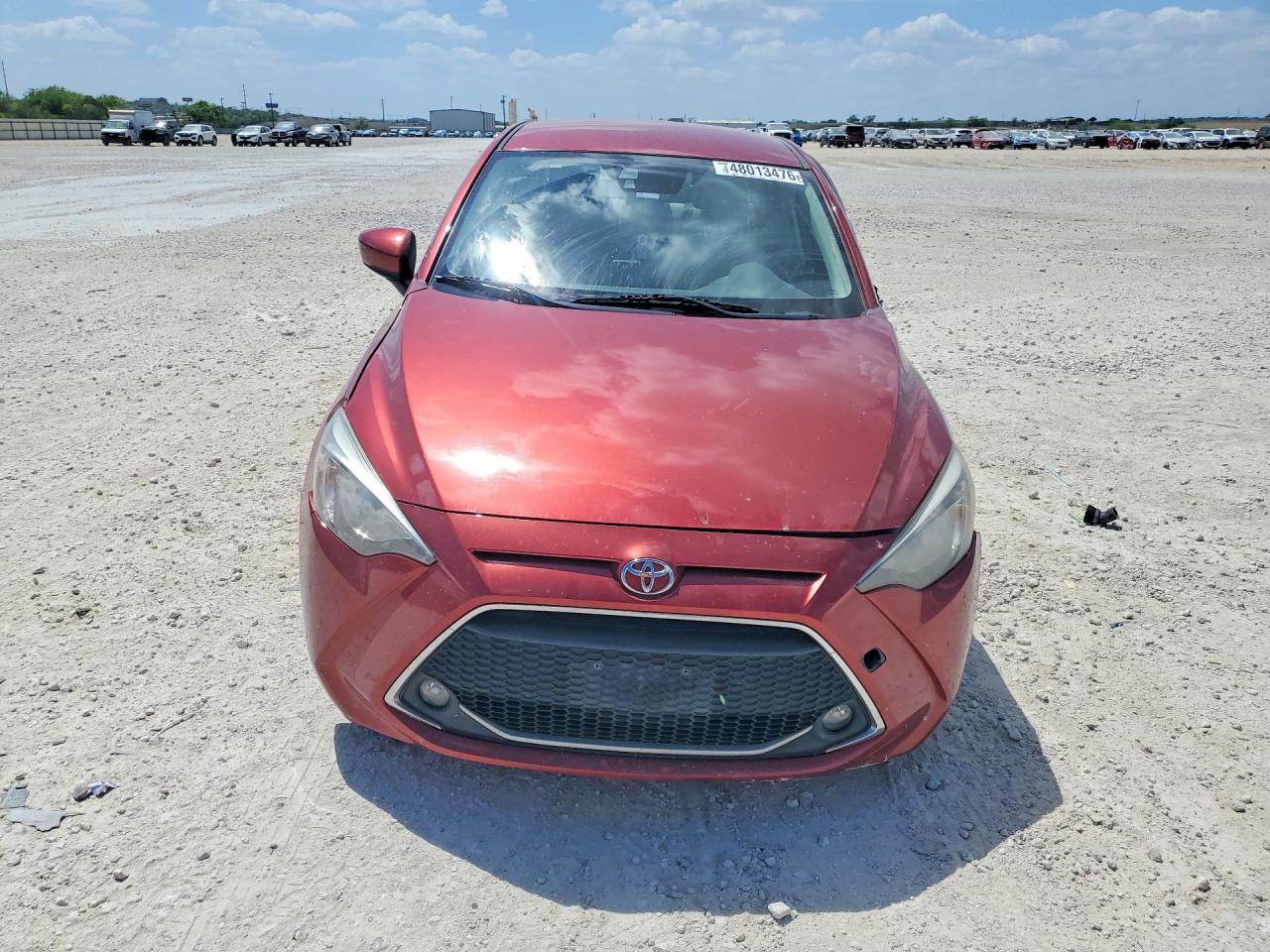 Toyota Yaris Le