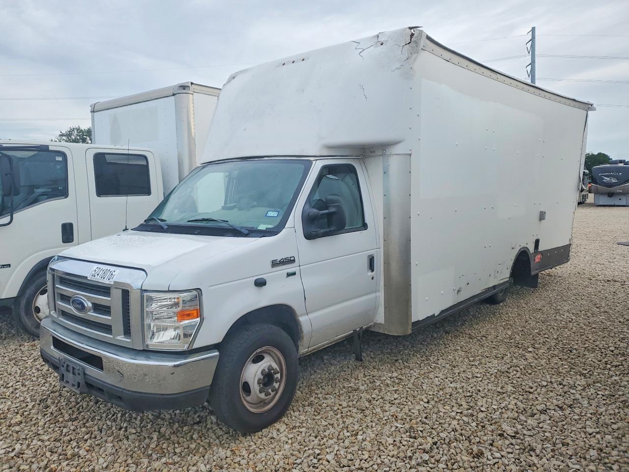 Salvage Ford Econoline Image