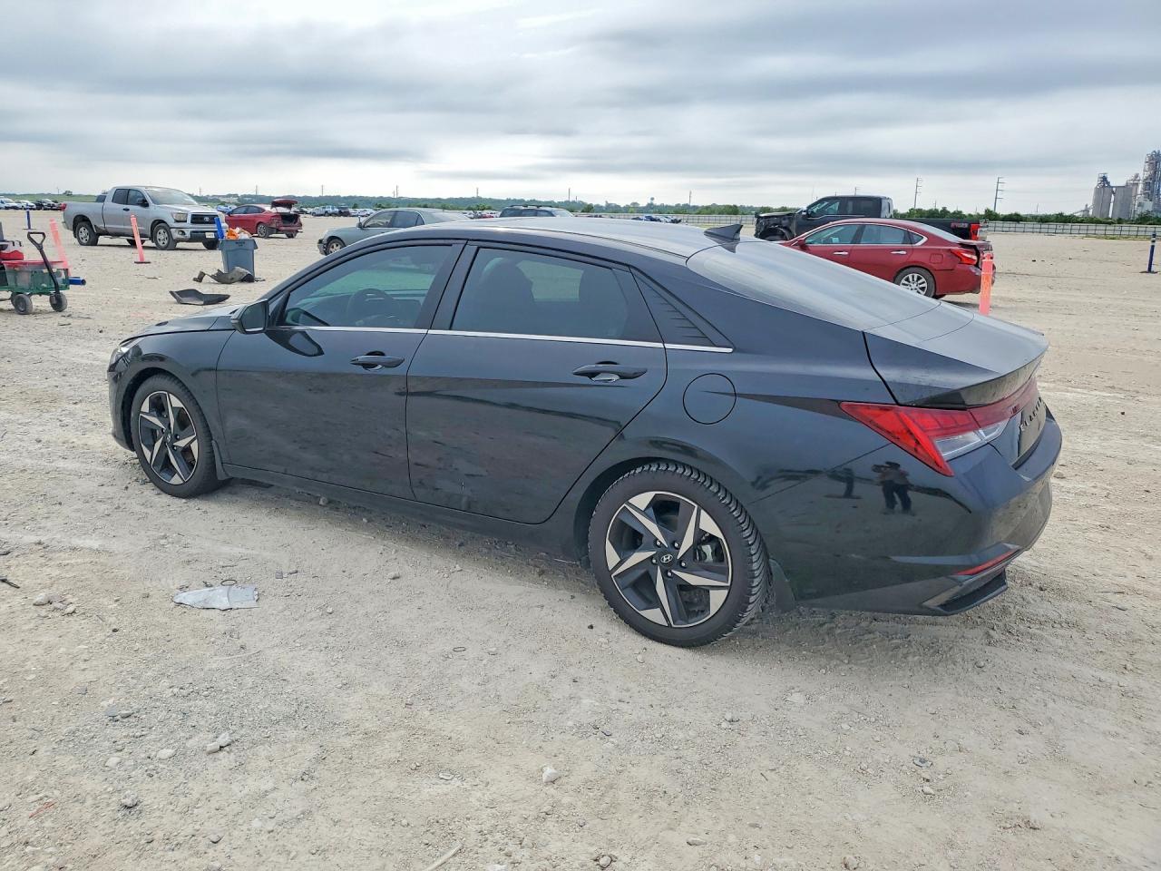Hyundai ELANTRA Limited