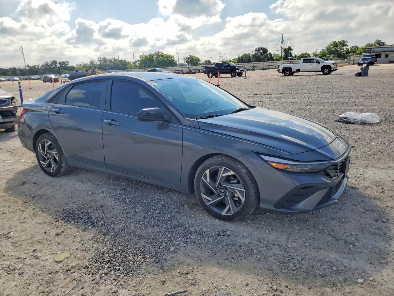 Hyundai ELANTRA Sel Sport